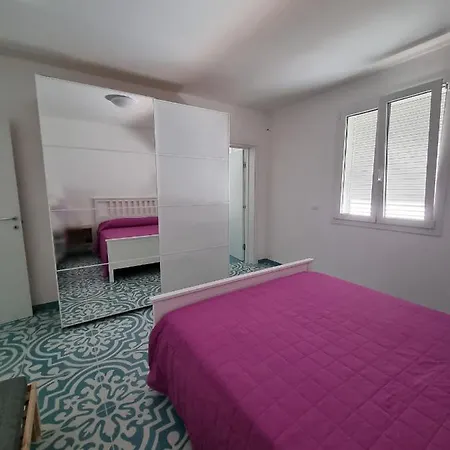 Pali's & Guest house